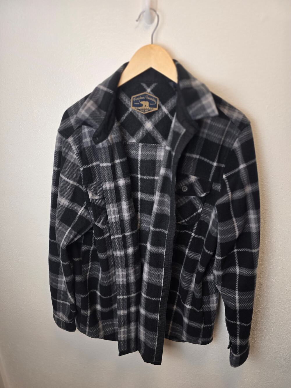 Freedom Foundry Fleece Shirt Jacket Mens L Black Gray Plaid Shacket Flannel